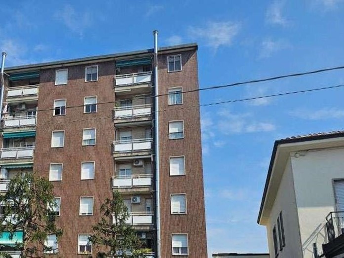 Monolocale in Vendita a Limbiate, 21'000&euro;, 41 m²