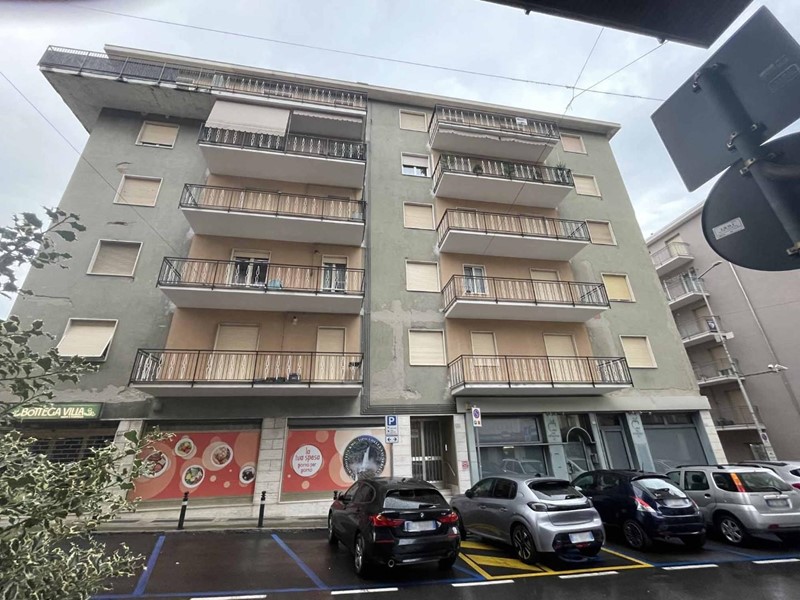 Quadrilocale in Vendita a Gazzaniga, 27'112&euro;, 98 m²
