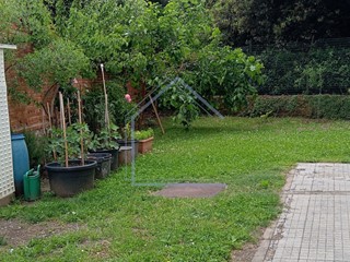 Quadrilocale in Vendita a Pescia, 110'000&euro;, 82 m²