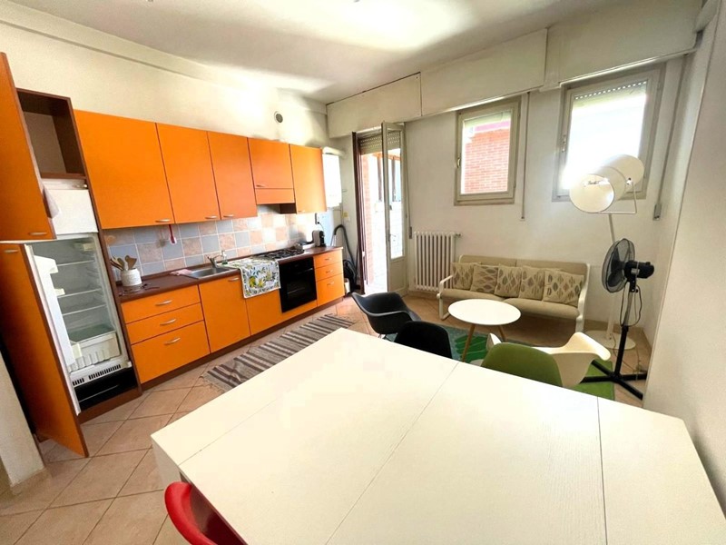 Trilocale in Vendita a Massa, zona Ronchi, 225'000&euro;, 70 m², arredato