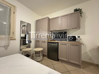 Monolocale in Affitto a Pisa, zona Tirrenia, 25 m², arredato