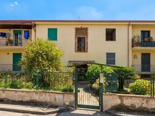 Trilocale in Vendita a Caserta, 155'000&euro;, 100 m²