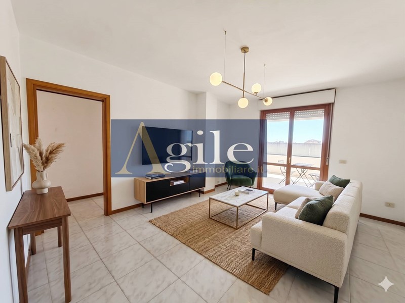 Appartamento in Vendita a San Benedetto del Tronto, 210'000&euro;, 131 m²