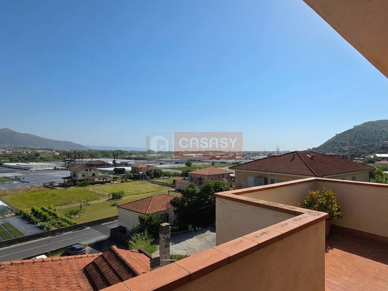 Trilocale in Vendita a Albenga, 168'000&euro;, 64 m²