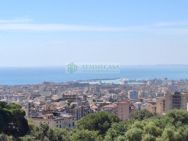 Appartamento in Vendita a Catania, 139'000&euro;, 135 m²