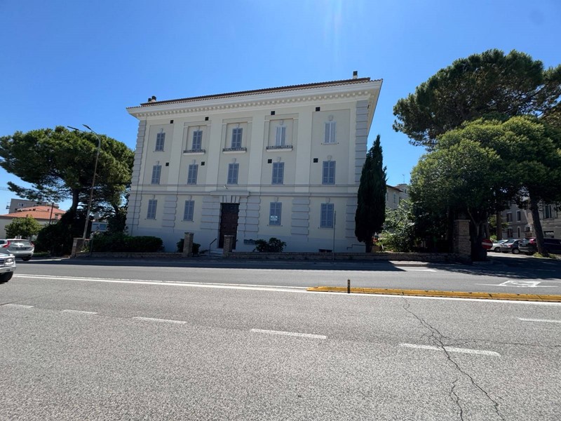 Appartamento in Vendita a Fermo, 120'000&euro;, 114 m²