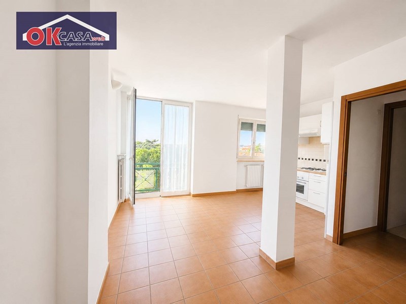 Bilocale in Vendita a Verona, 185'000&euro;, 80 m²