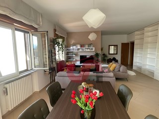 Appartamento in Vendita a Benevento, 339'000&euro;, 160 m²