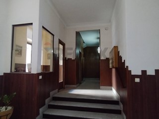 Appartamento in Vendita a Catania, 240'000&euro;, 160 m²