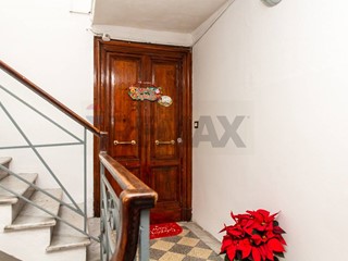 Appartamento in Vendita a Catania, 245'000&euro;, 165 m²