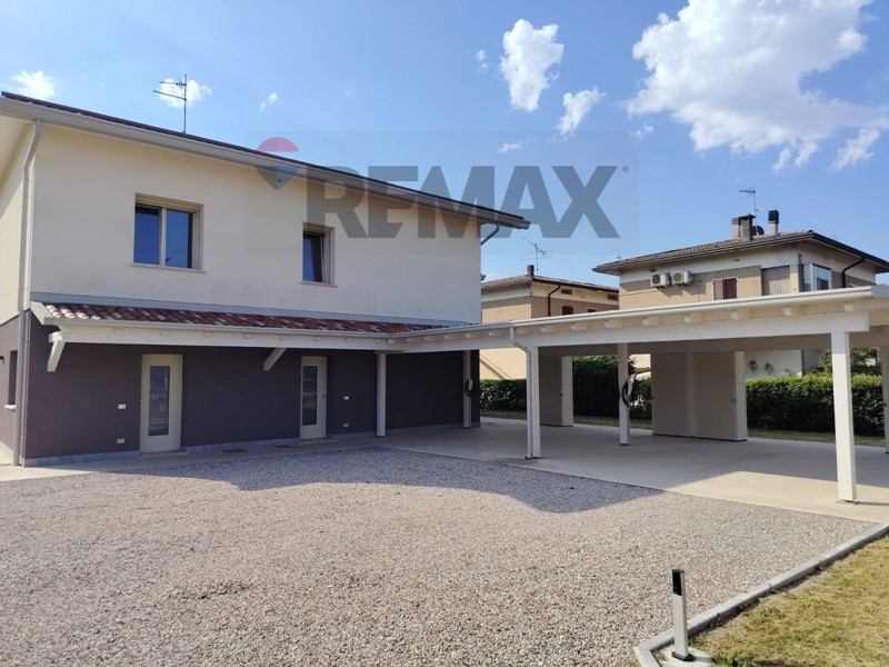 Trilocale in Vendita a Ceresara, 160'000&euro;, 78 m²