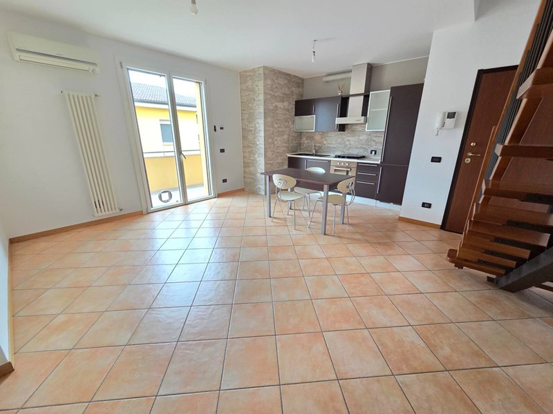Quadrilocale in Vendita a Mirandola, 149'000&euro;, 120 m²