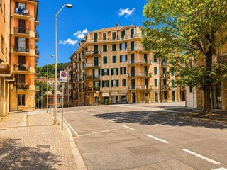 Appartamento in Vendita a Savona, 130'000&euro;, 90 m²