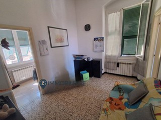 Trilocale in Vendita a La Spezia, 107'000&euro;, 65 m²