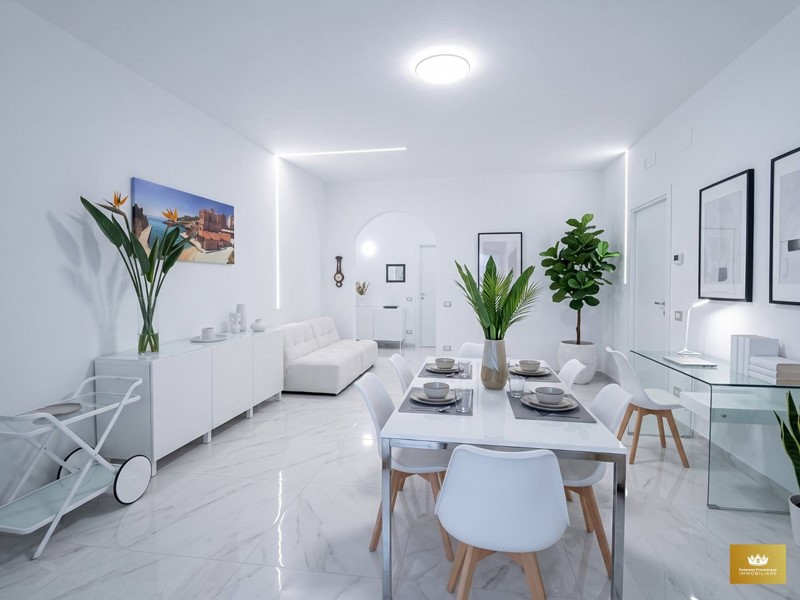 Appartamento in Vendita a Casarano, 65'000&euro;, 160 m²