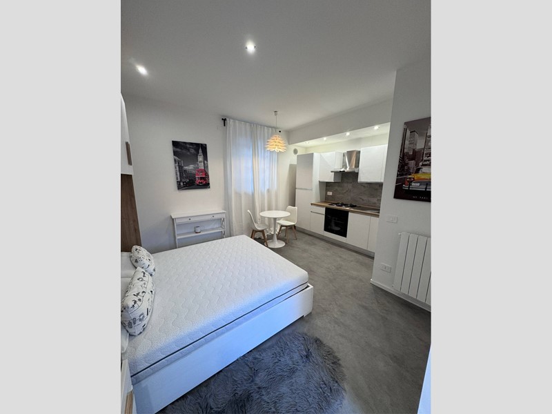 Monolocale in Affitto a Busto Arsizio, 700&euro;, 31 m²