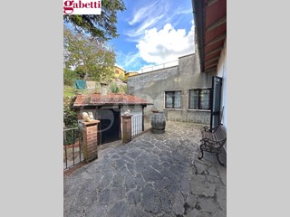 Appartamento in Vendita a Gaiole in Chianti, 145'000&euro;, 89 m²