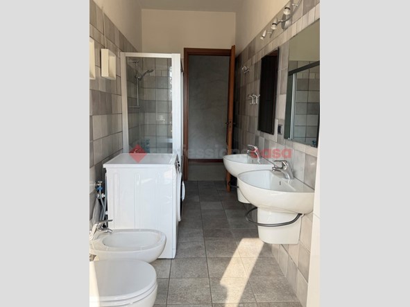 Trilocale in Vendita a Bricherasio, 99'000&euro;, 98 m², arredato, con Box