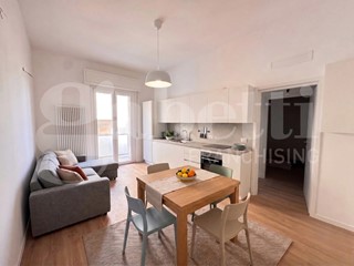 Bilocale in Vendita a Bologna, 175'000&euro;, 50 m²