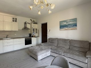 Quadrilocale in Vendita a Santo Stefano di Magra, 159'000&euro;, 71 m²