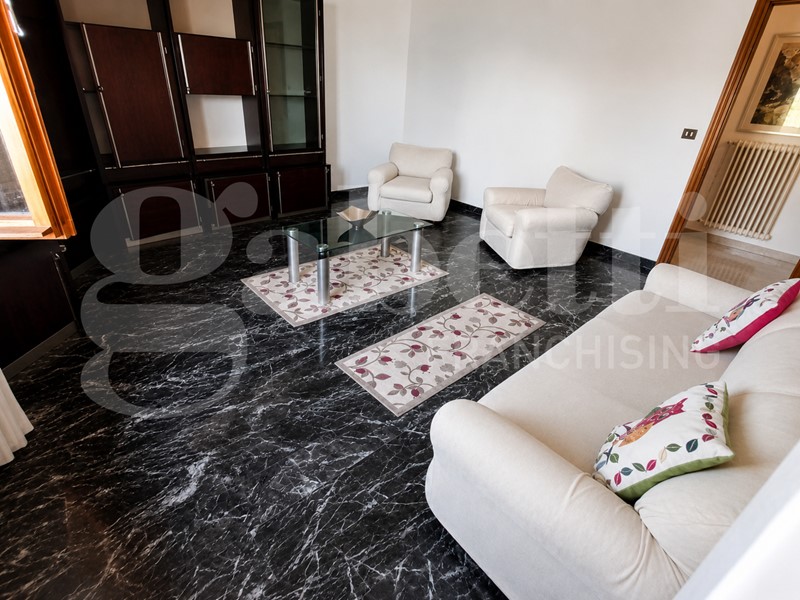 Appartamento in Vendita a Chioggia, 170'000&euro;, 96 m², arredato