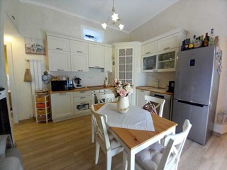 Trilocale in Vendita a San Polo dei Cavalieri, 83'000&euro;, 74 m²