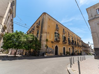 Bilocale in Vendita a Catania, 85'000&euro;, 40 m², arredato