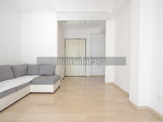 Appartamento in Vendita a Perugia, zona Ponte San Giovanni, 130'000&euro;, 98 m², con Box