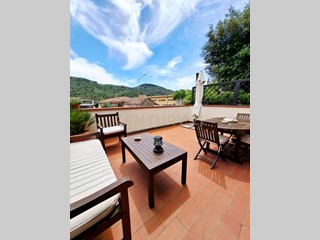 Trilocale in Vendita a Monte Argentario, zona Porto Santo Stefano, 185'000&euro;, 56 m², arredato