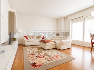 Quadrilocale in Affitto a Vicenza, 750&euro;, 89 m², arredato, con Box