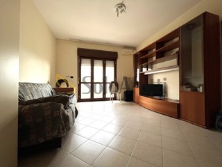 Trilocale in Affitto a Catanzaro, zona Lido Casciolino, 1'700&euro;, 90 m², arredato