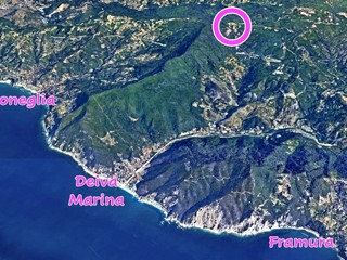 Quadrilocale in Vendita a Deiva Marina, 45'000&euro;, 63 m²