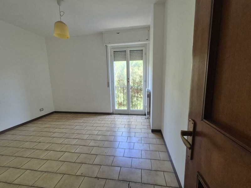 Appartamento in Vendita a Sestri Levante, 185'000&euro;, 90 m²