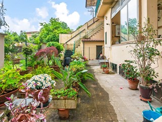 Appartamento in Vendita a Pisa, 283'000&euro;, 150 m², arredato