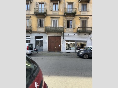 Bilocale in Vendita a Torino, 28'500&euro;, 47 m²