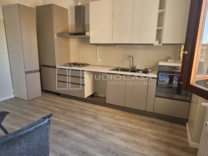 Quadrilocale in Affitto a Pisa, 1'000&euro;, 110 m², arredato