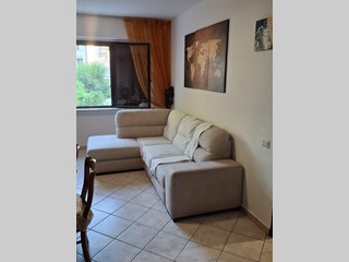 Trilocale in Affitto a Pisa, 370&euro;, 65 m², arredato