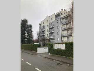 Appartamento in Vendita a Villa di Serio, 111'643&euro;, 111 m², con Box