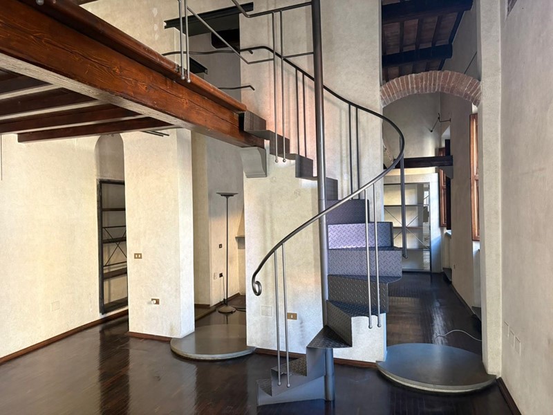 Appartamento in Vendita a Pisa, 680'000&euro;, 160 m²