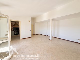 Quadrilocale in Vendita a Viareggio, 265'000&euro;, 114 m², arredato