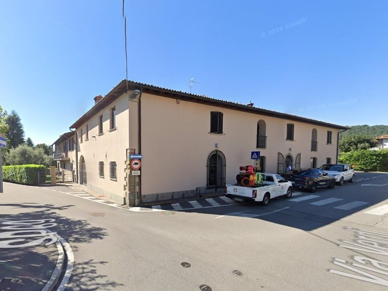 Quadrilocale in Vendita a Cenate Sotto, 199'140&euro;, 209 m², con Box