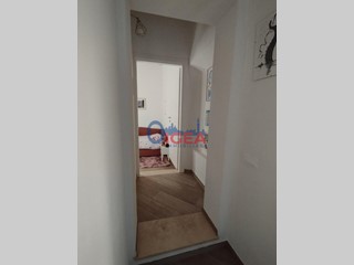 Trilocale in Vendita a Colle di Val D'Elsa, 205'000&euro;, 80 m², arredato