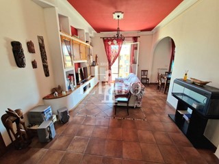 Quadrilocale in Vendita a Campi Bisenzio, 245'000&euro;, 105 m²