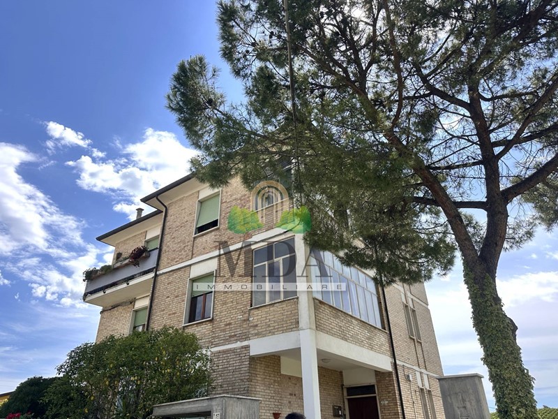 Appartamento in Vendita a Castel di Lama, 88'000&euro;, 109 m²