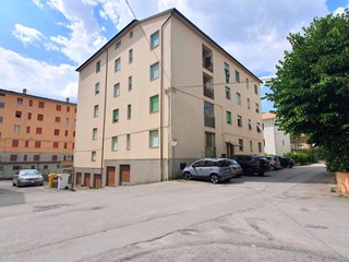 Quadrilocale in Vendita a Fabriano, 55'000&euro;, 85 m²