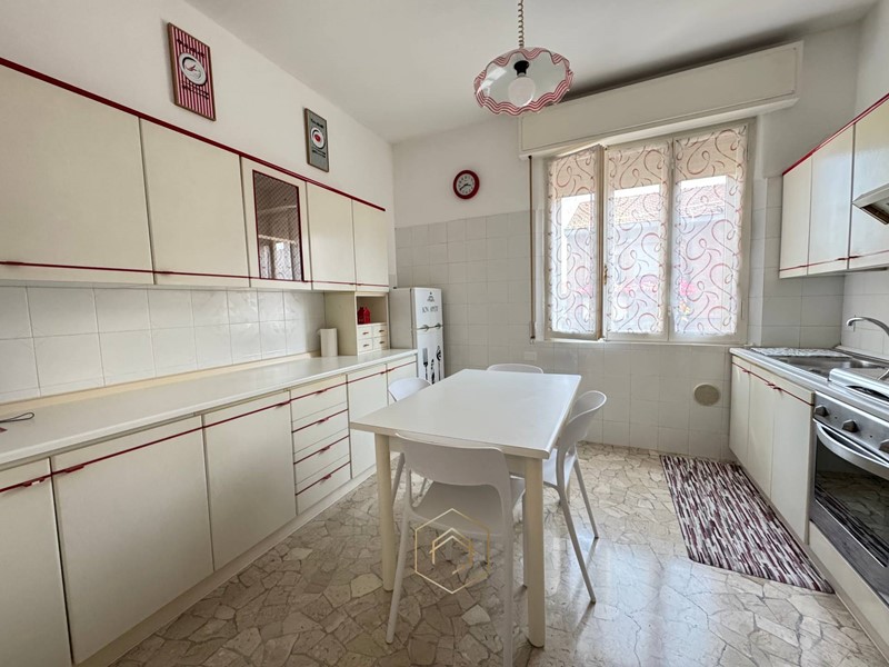 Appartamento in Affitto a Ferrara, 1'000&euro;, 100 m²
