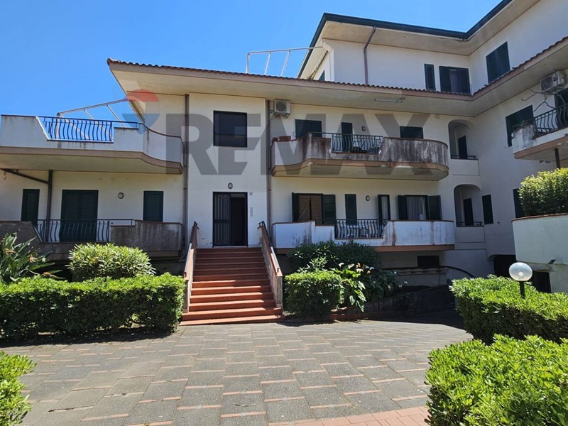 Bilocale in Vendita a Riposto, 85'000&euro;, 60 m²