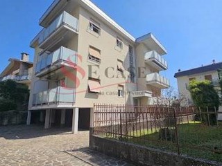 Trilocale in Vendita a Albino, 149'000&euro;, 100 m²