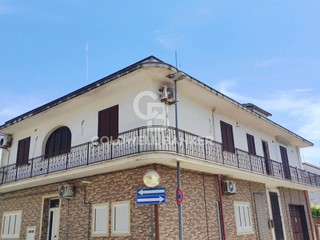 Quadrilocale in Vendita a Torricella, 129'000&euro;, 180 m²