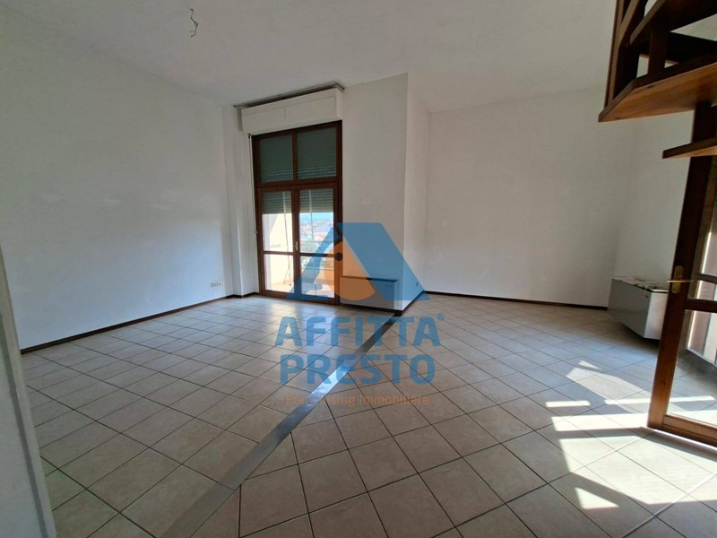 Loft in Affitto a Empoli, 850&euro;, 95 m²